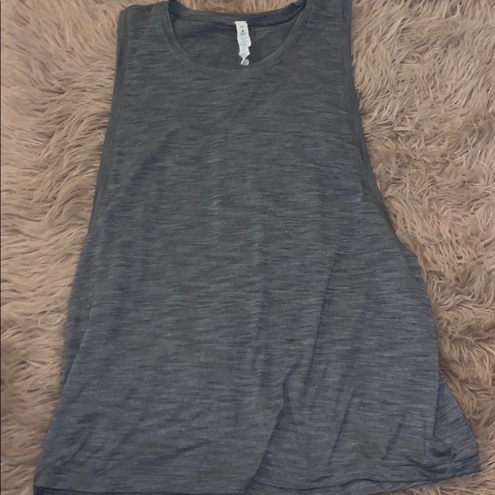 Lululemon tank
